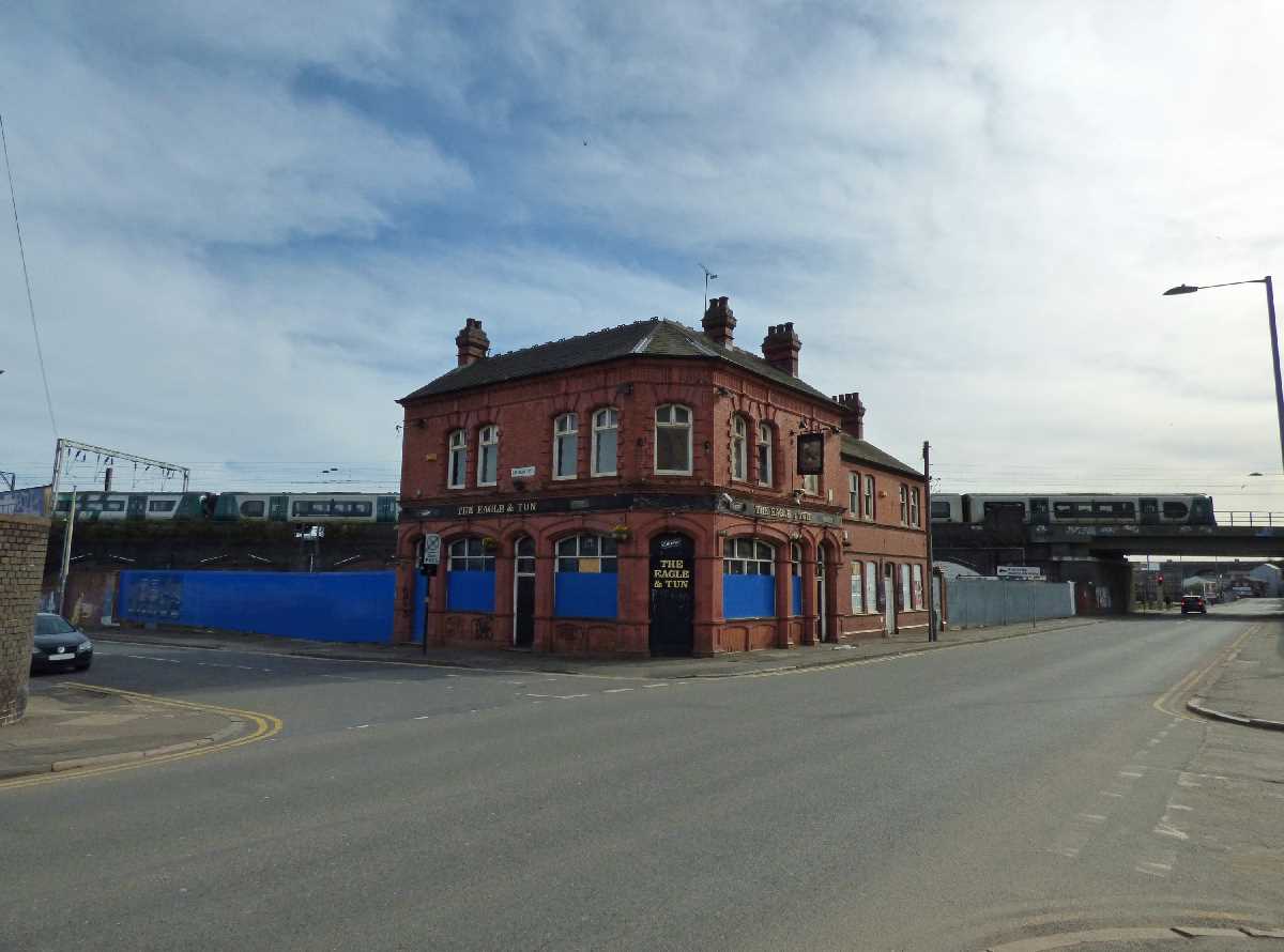 The demolition of The Eagle & Tun for HS2 in Eastside